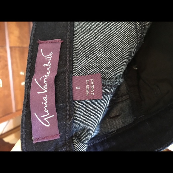 Gloria Vanderbilt Straight Leg Dark Wash Jeans. Denim - Picture 8 of 8